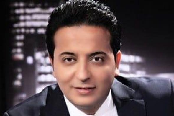 4
فبراير..
محاكمة
الإعلامى
أحمد
رجب
بتهمة
سب
وقذف
رئيس
محكمة
سابق