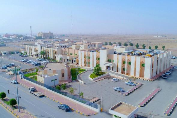 النعيرية
    العام
    يجري
    عملية
    نوعية
    لإزالة
    ورم
    نادر
    بالكاحل