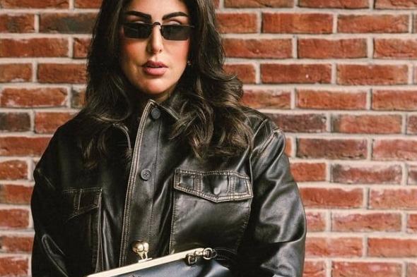 أفكار لتنسيق الجاكت الجلد لشتاء 2026 على طريقة فاشنيستات الخليج