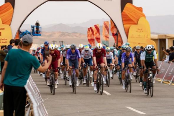 17
    فريقًا
    عالميًّا
    يشاركون
    في
    منافسات
    طواف
    العُلا
    2026