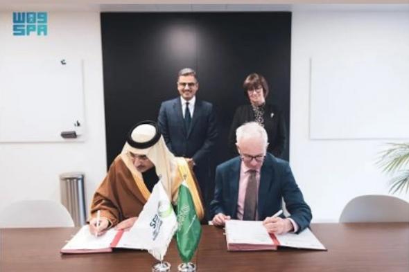 المملكة
    تقدّم
    39
    مليون
    دولار
    لدعم
    الصندوق
    العالمي
    لمكافحة
    الإيدز
    والسل
    والملاريا