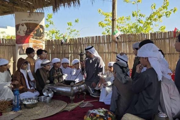 مركز
      الشيخ
      محمد
      بن
      خالد
      الثقافي
      يعزز
      عام
      الأسرة