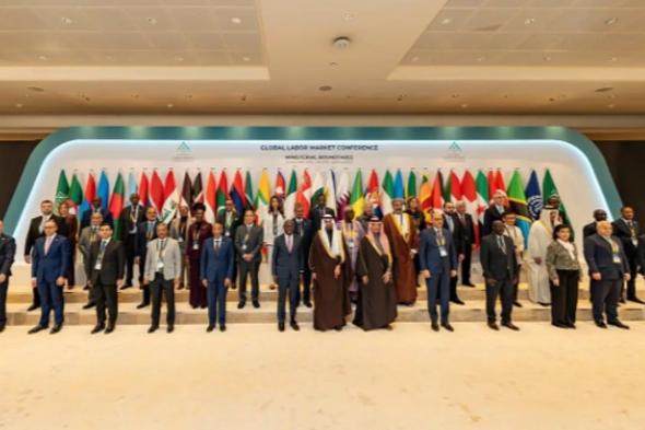 اختتام
    النسخة
    الثالثة
    من
    المؤتمر
    الدولي
    لسوق
    العمل
    بتوقيع
    90
    اتفاقية