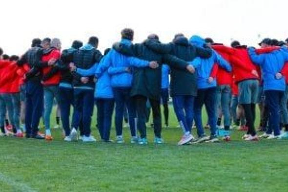 على
ماهر
يعقد
جلسة
مع
لاعبى
سيراميكا
قبل
مواجهة
المصرى
بالدوري