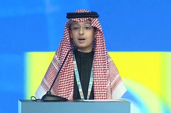 الأمير
    عبد
    العزيز
    بن
    خالد
    بن
    سلمان:
    سنواصل
    رفع
    راية
    وطننا
    بالعلم
    والمعرفة
    في
    جميع
    أرجاء
    العالم