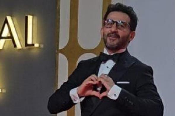 أحمد
حلمي
يعود
في
رمضان
2026
بمسلسل
إذاعي
بعنوان
سنة
أولى
جواز