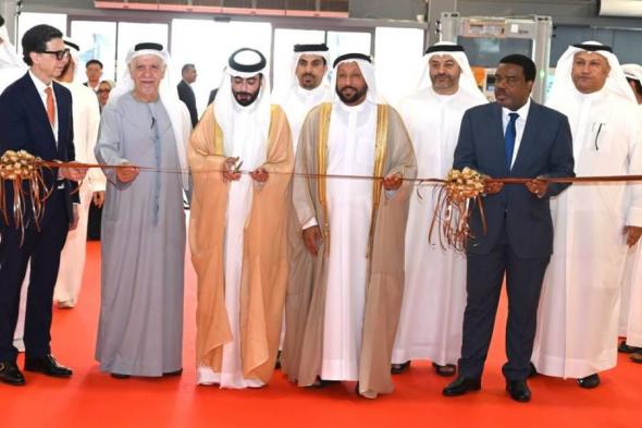 خالد
      بن
      عبد
      الله
      القاسمي:
      الشارقة
      تحفز
      الابتكار
      وتحافظ
      على
      التراث