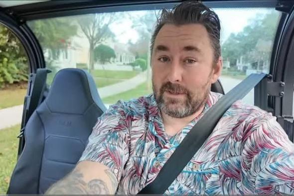 الشرطة
      الأمريكية
      تحسم
      جدل
      وفاة
      يوتيوبر
      شهير