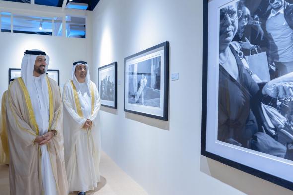 سلطان بن أحمد القاسمي يشهد انطلاق الدورة العاشرة من المهرجان الدولي للتصوير "إكسبوجر"