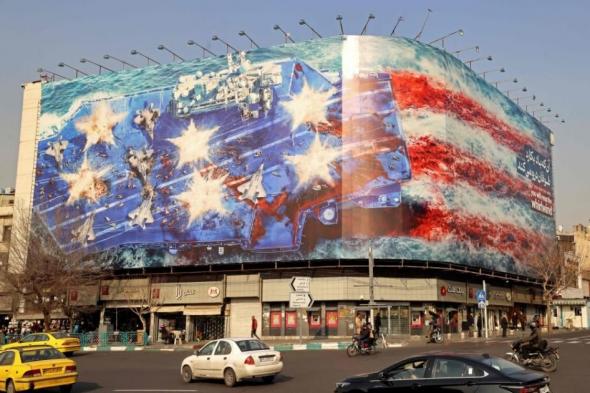 مخاوف
      قصف
      إيران
      تقفز
      بالنفط
      فوق
      69
      دولاراً
      للبرميل