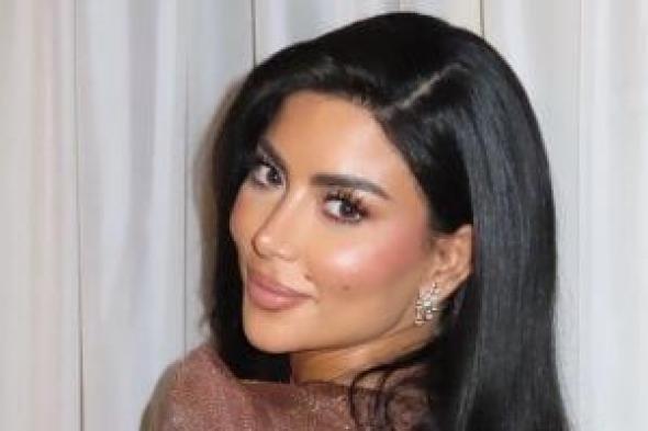 كارولين
عزمى
تتعاقد
على
بطولة
فيلم
محمود
التانى
أمام
كزبرة
وأحمد
غزى