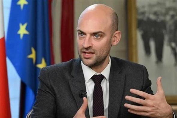 فرنسا
تؤيد
إدراج
الحرس
الثوري
الإيراني
على
قائمة
الإرهاب
الأوروبية
وفرض
عقوبات
جديدة