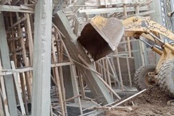 إزالة
تعديات
على
الأراضى
الزراعية
وأملاك
الدولة
بمحافظة
الدقهلية