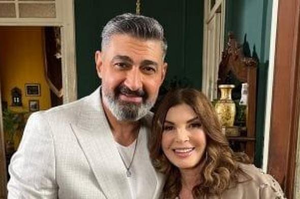 ياسر
جلال
رجل
ثري
تتحول
رفاهيته
إلى
أزمة
في
كلهم
بيحبوا
مودي