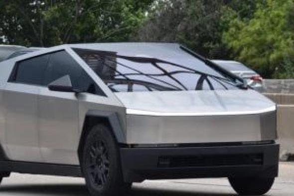 تسلا
تستثمر
مليارى
دولار
فى
xAI
وتؤكد
إنتاج
سايبركاب
هذا
العام