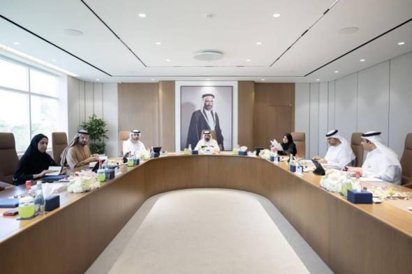 «دبي
      الصحية»
      تستعرض
      إنجازاتها
      وتبحث
      الارتقاء
      بمشاريعها