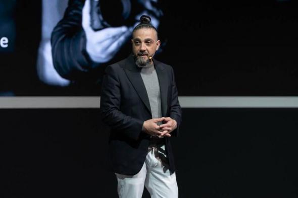 محمد
محيسن
في
«إكسبوجر»:
أطفال
مناطق
النزاعات
أبطال
صوري