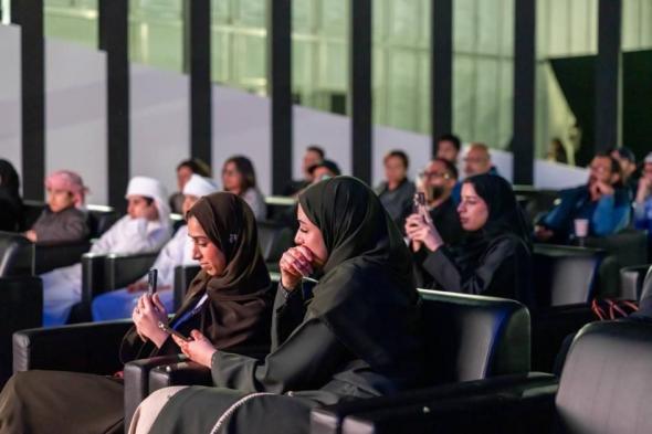 الفيلم
      يجاور
      الصورة
      في
      «إكسبوجر»