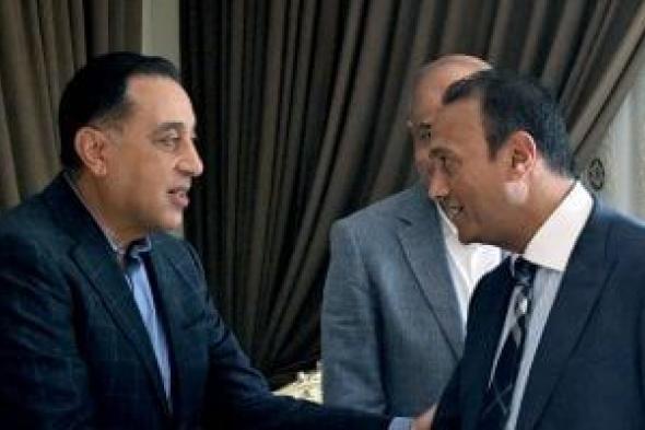 رئيس
الوزراء
لنواب
البرلمان
بمحافظة
المنيا:
تعاون
كامل
من
الحكومة
بمختلف
الملفات