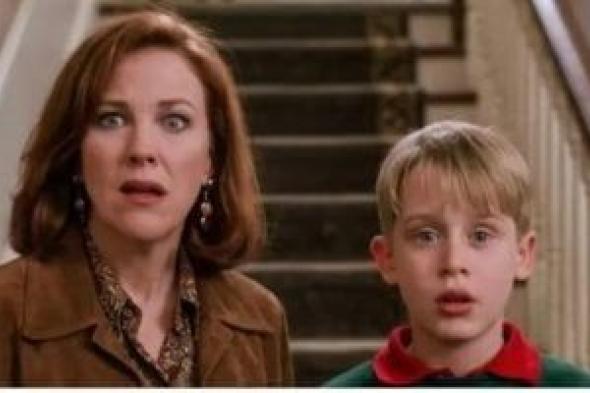 الحزن
يخيم
على
حسابات
النجوم
العالميين
بعد
وفاة
كاثرين
أوهارا
بطلة
Home
Alone