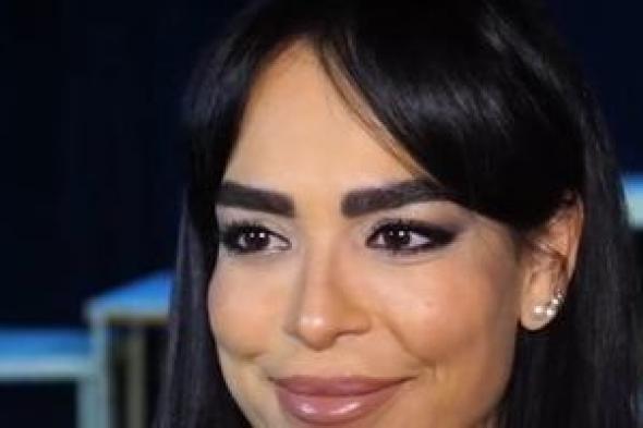 نور
العزيز:
محظوظة
بالعمل
فى
مسرحية
ابن
الأصول
وأجسد
ابنة
عم
مصطفى
شوقى