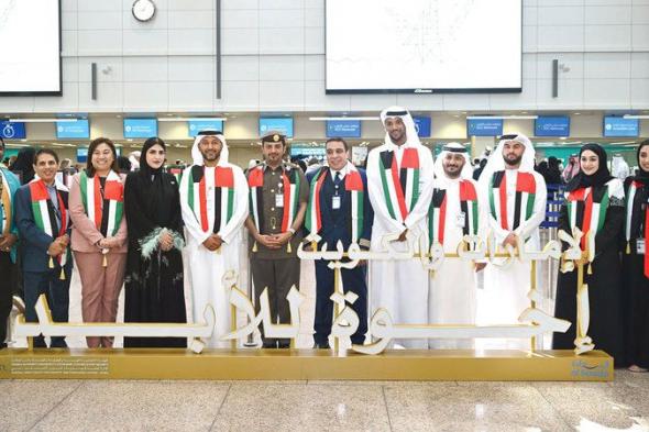 مطار دبي يحتفي بالمسافرين القادمين من الكويت