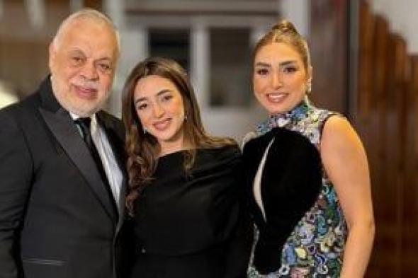 روجينا
تشيد
باحتفالية
المتحدة
بدراما
رمضان
وتشارك
صور
مع
أشرف
زكى