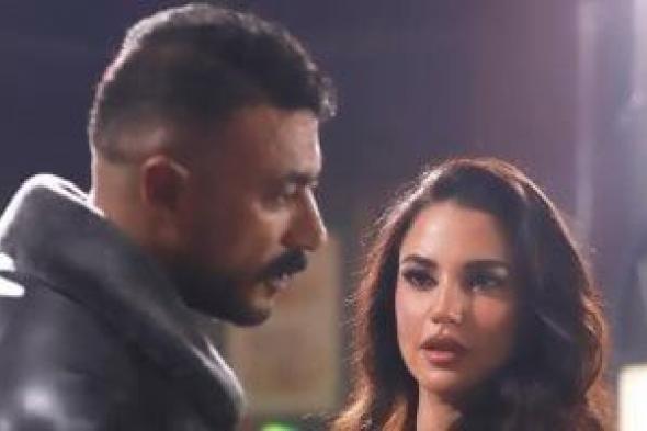 أحمد
العوضي:
درة
تقدم
دورا
مفاجأة
في
مسلسل
علي
كلاي