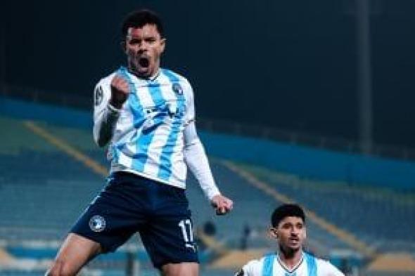 بيراميدز
يتقدم
على
نهضة
بركان
بهدف
زلاكة
فى
الشوط
الأول