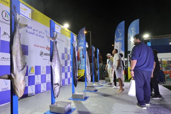 إقبال كبير للمشاركة في بطولة دبي لصيد الأسماك