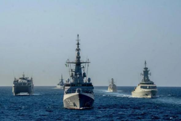 القوات
البحرية
تختتم
مشاركتها
في
تمرين
«رياح
السلام»
في
سلطنة
عُمان