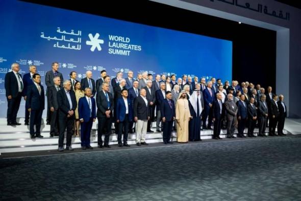 محمد
      بن
      راشد:
      الإمارات
      ستبقى
      ملتقى
      العقول
      ووجهة
      لمن
      يحوّل
      المستحيل
      إلى
      واقع