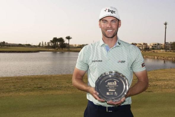 الويلزي
      ديفيدسون
      بطل
      ثالثة
      محطات
      مصر
      في
      جولة
      مينا
      للجولف