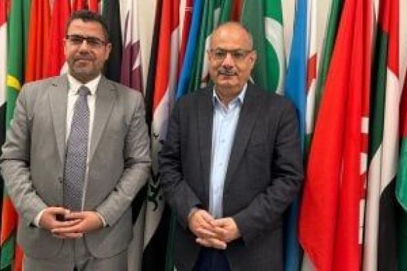 أمين
الغرف
العربية
الألمانية:
تلويح
ترامب
بفرض
جمارك
جديدة
يضر
الاقتصاد