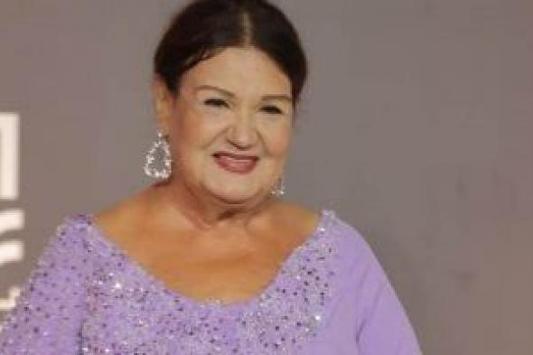 ميمى
جمال
والدة
شريف
سلامة
فى
"على
قد
الحب"
وعمة
هند
صبرى
فى
"مناعة"