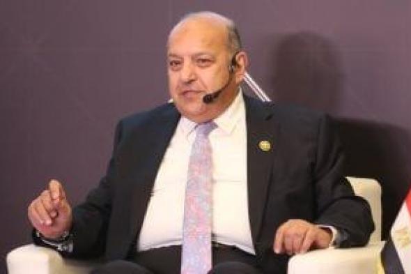 وكيل
البرلمان
و3
نواب
يعتذرون
عن
عضوية
مجلس
أمناء
القاهرة
الجديدة