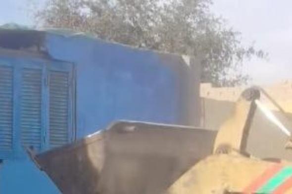 أمن
سوهاج
يفحص
فيديو
قيام
أب
بهدم
منزل
ابنته
رغم
استغاثاتها
وتوسلاتها