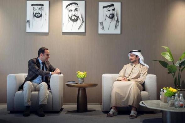 «الوطنية
      للإعلام»
      و«تيك
      توك»
      تبحثان
      تعزيز
      التعاون