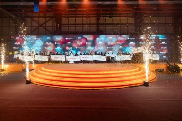 اختتام
    النسخة
    الرابعة
    من
    «ديزايناثون»
    في
    الرياض
    بمشاركة
    دولية
    واسعة