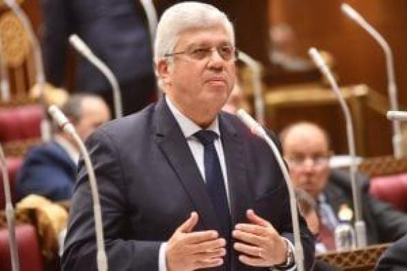 أيمن
عاشور:
منظومة
رقمية
تربط
الرعاية
المركزة
بالمستشفيات
الجامعية
والصحة