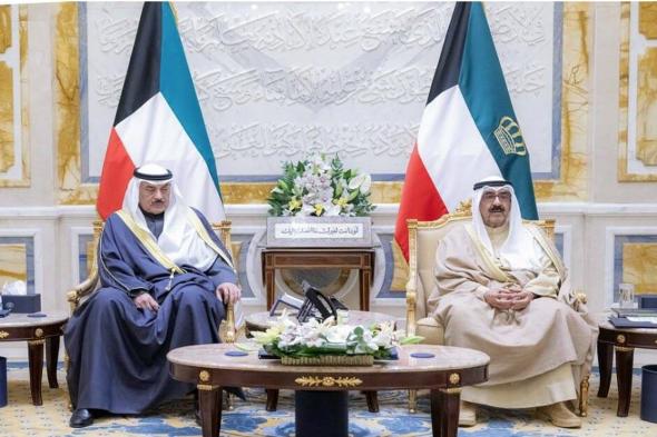 الوزراء
    الجدد
    يؤدون
    اليمين
    الدستورية
    أمام
    أمير
    الكويت