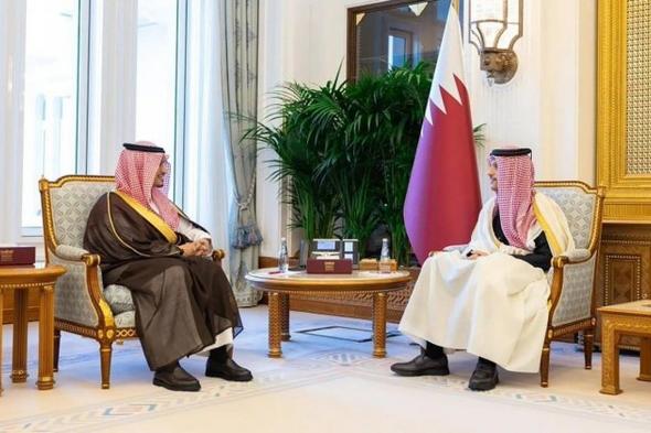 رئيس
    الوزراء
    القطري
    يبحث
    تعزيز
    التعاون
    مع
    سفير
    خادم
    الحرمين