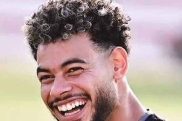 عرض
النجمة
السعودى
لضم
دونجا
يقترب
من
مليون
دولار