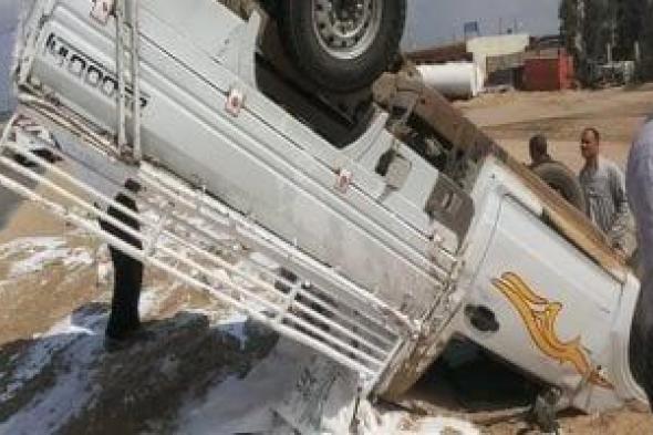 إصابة
18
عاملا
إثر
حادث
انقلاب
سيارة
ربع
نقل
بالعاشر
من
رمضان