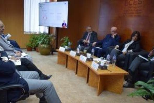 رائد
الاستدامة
جون
إلكينغتون:
العالم
يمر
بتحولات
غير
مسبوقة
والأسواق
عند
مفترق
طرق