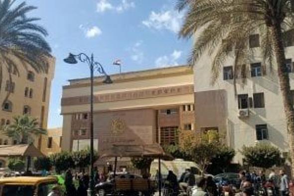 أولى
جلسات
المتهم
بقتل
3
أطفال
بقرية
الراهب
فى
المنوفية..
فيديو