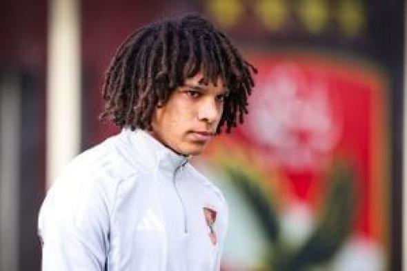 التشكيل
المتوقع
للأهلى
أمام
البنك..
زيزو
وتريزيجيه
وأوتاكا
فى
الهجوم