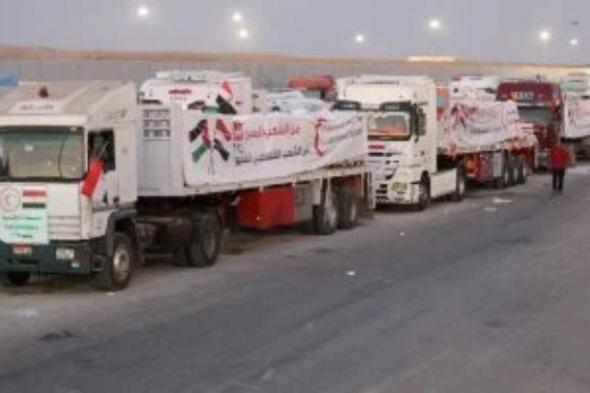 قافلة المساعدات الـ 130 من "زاد العزة" تدخل إلى الفلسطينيين بقطاع غزة