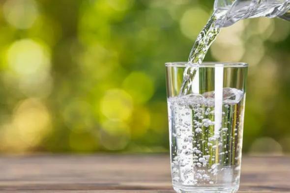 وزارة
    الصحة:
    3
    معايير
    للكوب
    المناسب
    للمشروبات