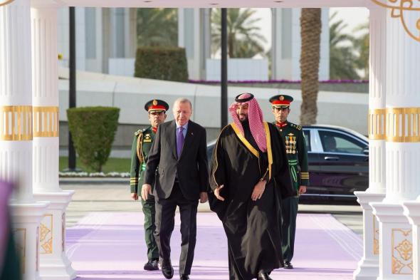 محمد
بن
سلمان
يستقبل
أردوغان
في
قصر
اليمامة
بالرياض